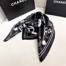 Chanel双面同色印花90方巾 【18mm顶级真丝】 VIP推荐 、下手一定要快 高端 大爱 货极少 四季都可以用 真 Chanel双面同色印花90方巾 【18mm顶级真丝】 VIP推荐 、下手一定要快 高端 大爱 货极少 四季都可以用 真