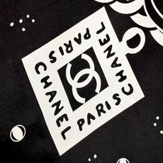 Chanel双面同色印花90方巾 【18mm顶级真丝】 VIP推荐 、下手一定要快 高端 大爱 货极少 四季都可以用 真 Chanel双面同色印花90方巾 【18mm顶级真丝】 VIP推荐 、下手一定要快 高端 大爱 货极少 四季都可以用 真
