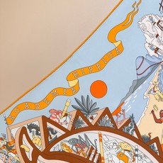 “马术学院”90双面真丝方巾 【18mm顶级真丝】 手工卷边斜纹真丝方巾(100%桑蚕丝)。 这款爱马仕的经典单品展现强 “马术学院”90双面真丝方巾 【18mm顶级真丝】 手工卷边斜纹真丝方巾(100%桑蚕丝)。 这款爱马仕的经典单品展现强