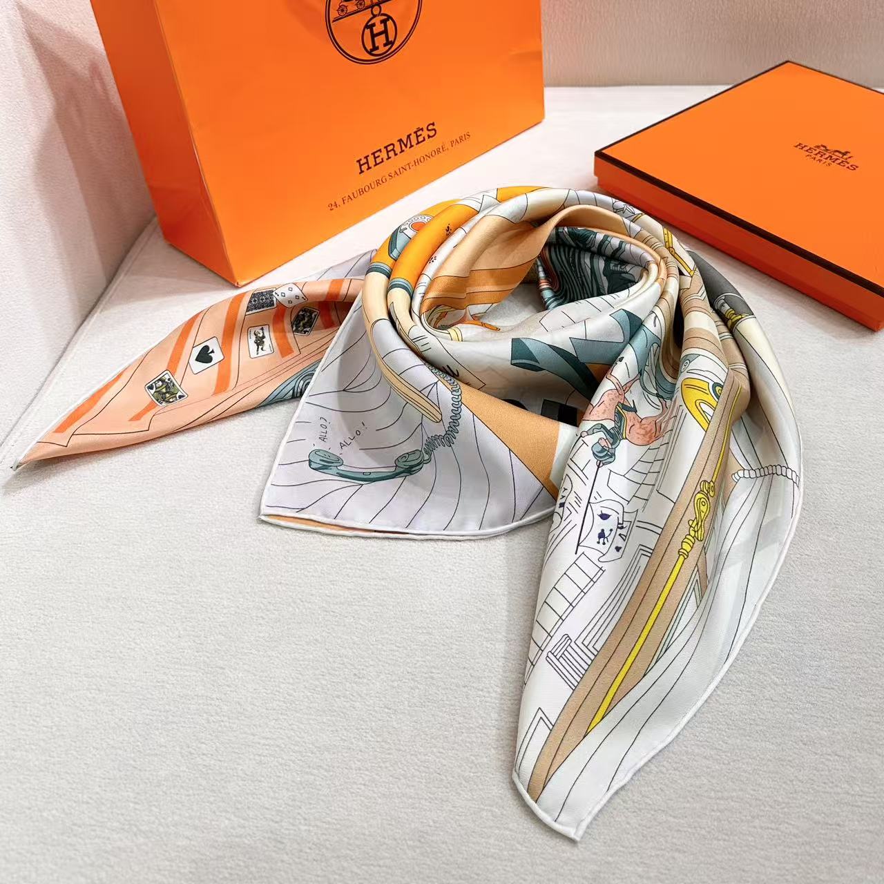24号之谜”90方巾-Hermes  18mm顶级真丝双面同色印花
