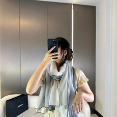 CHANEL2026新款到,重点推荐!!!高级舒适时髦气质。香奈儿这款触动内心的柔美围巾,无法模仿的颜色和气质!!!围巾 CHANEL2026新款到,重点推荐!!!高级舒适时髦气质。香奈儿这款触动内心的柔美围巾,无法模仿的颜色和气质!!!围巾