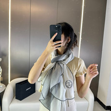 CHANEL2026新款到,重点推荐!!!高级舒适时髦气质。香奈儿这款触动内心的柔美围巾,无法模仿的颜色和气质!!!围巾 CHANEL2026新款到,重点推荐!!!高级舒适时髦气质。香奈儿这款触动内心的柔美围巾,无法模仿的颜色和气质!!!围巾