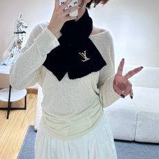 ❤️上新!LV永不冻结围脖 135*20cm 100%羊毛 Never Freeze 围巾选用柔暖羊毛 升华冬日格调 ❤️上新!LV永不冻结围脖 135*20cm 100%羊毛 Never Freeze 围巾选用柔暖羊毛 升华冬日格调
