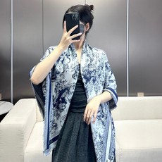 ▪️气质出众的不得了!Dior的稀有限量设计】这款属于我声嘶力竭推荐新朋友老朋友都要收,高级的特殊面料质感和超赞的Dio ▪️气质出众的不得了!Dior的稀有限量设计】这款属于我声嘶力竭推荐新朋友老朋友都要收,高级的特殊面料质感和超赞的Dio