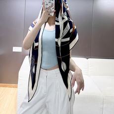 【高品质】 上新❤️ 爱马仕 | (清晨漫步)大三角巾 | 手工卷边山羊绒和真丝混纺大三角巾(70%山羊绒,30%桑蚕 【高品质】 上新❤️ 爱马仕 | (清晨漫步)大三角巾 | 手工卷边山羊绒和真丝混纺大三角巾(70%山羊绒,30%桑蚕