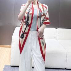 【高品质】 上新❤️ 爱马仕 | (清晨漫步)大三角巾 | 手工卷边山羊绒和真丝混纺大三角巾(70%山羊绒,30%桑蚕 【高品质】 上新❤️ 爱马仕 | (清晨漫步)大三角巾 | 手工卷边山羊绒和真丝混纺大三角巾(70%山羊绒,30%桑蚕