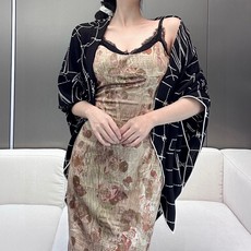 🆕 香奈儿上新❤️【提花丝绒款】 Chanel 【▪️温柔而娴静,箱包logo优雅气质!】柔软顺滑的感觉真的舒服到 🆕 香奈儿上新❤️【提花丝绒款】 Chanel 【▪️温柔而娴静,箱包logo优雅气质!】柔软顺滑的感觉真的舒服到