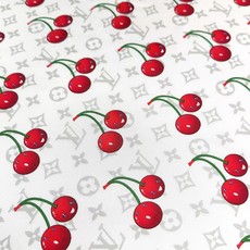 🆕 欧阳娜娜同款,专柜一条难求😂极致双面印花! LV x TM Monogram Cerise 桑蚕丝方巾出自路 🆕 欧阳娜娜同款,专柜一条难求😂极致双面印花! LV x TM Monogram Cerise 桑蚕丝方巾出自路