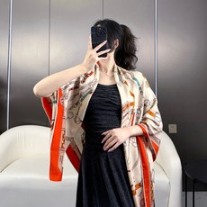 🆕 2025年专柜同步 最新款Hermes【双面同色】【跃动的马儿 140】‼️顶级丝羊绒工艺超值‼️爱马仕专柜爆款 🆕 2025年专柜同步 最新款Hermes【双面同色】【跃动的马儿 140】‼️顶级丝羊绒工艺超值‼️爱马仕专柜爆款