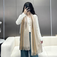 🆕 上新!2024年男女同款,百分百纯羊绒 LOEWE(罗意微)同步专柜,高端羊绒针织围巾!】可正式,可随意,非常 🆕 上新!2024年男女同款,百分百纯羊绒 LOEWE(罗意微)同步专柜,高端羊绒针织围巾!】可正式,可随意,非常