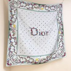 🆕 Dioramour 印花方巾 90 厘米粉色桑蚕丝斜纹面料多色 Revolution Flowers 图案 Re 🆕 Dioramour 印花方巾 90 厘米粉色桑蚕丝斜纹面料多色 Revolution Flowers 图案 Re