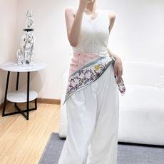 🆕 Dioramour 印花方巾 90 厘米粉色桑蚕丝斜纹面料多色 Revolution Flowers 图案 Re 🆕 Dioramour 印花方巾 90 厘米粉色桑蚕丝斜纹面料多色 Revolution Flowers 图案 Re