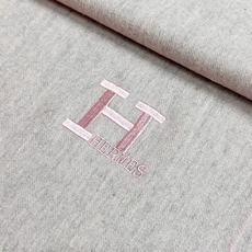 🆕 上新!2026年Hermes · 爱马仕,大H难得一见的温柔配色,低调又不失优雅❗️】重点推荐❗️双边配色,一条围 🆕 上新!2026年Hermes · 爱马仕,大H难得一见的温柔配色,低调又不失优雅❗️】重点推荐❗️双边配色,一条围