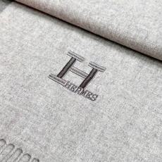 🆕 上新!2026年Hermes · 爱马仕,大H难得一见的温柔配色,低调又不失优雅❗️】重点推荐❗️双边配色,一条围 🆕 上新!2026年Hermes · 爱马仕,大H难得一见的温柔配色,低调又不失优雅❗️】重点推荐❗️双边配色,一条围