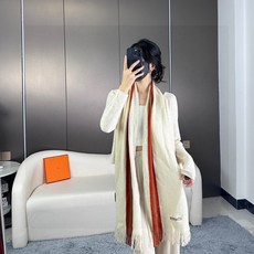 🆕 上新!2023年男女同款,百分百纯羊绒 Hermes(爱马仕)同步专柜,高端羊绒针织围巾!】可正式,可随意,非 🆕 上新!2023年男女同款,百分百纯羊绒 Hermes(爱马仕)同步专柜,高端羊绒针织围巾!】可正式,可随意,非