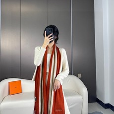🆕 上新!2023年男女同款,百分百纯羊绒 Hermes(爱马仕)同步专柜,高端羊绒针织围巾!】可正式,可随意,非 🆕 上新!2023年男女同款,百分百纯羊绒 Hermes(爱马仕)同步专柜,高端羊绒针织围巾!】可正式,可随意,非
