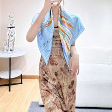 🆕 2026年H家早春款 90真丝双面上新💦💞18姆米真丝【90真丝斜纹双面同色佩戴】手工卷边斜纹真丝方巾(100%桑 🆕 2026年H家早春款 90真丝双面上新💦💞18姆米真丝【90真丝斜纹双面同色佩戴】手工卷边斜纹真丝方巾(100%桑