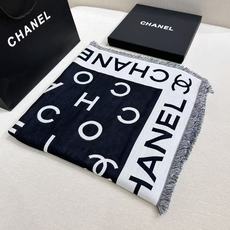 🆕 𝐂HANEL 2025秋冬限量版‼️香奶奶家❤️闭眼全收专柜货,小香今年新品。小字母大尺寸美到没朋友❗️纯纯的专柜 🆕 𝐂HANEL 2025秋冬限量版‼️香奶奶家❤️闭眼全收专柜货,小香今年新品。小字母大尺寸美到没朋友❗️纯纯的专柜