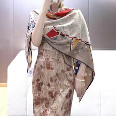🆕 “爱马仕旗舰” 新款💕 140丝绒方巾双面同色(专柜同步Hermes爱马仕)‼️抢‼️VI🆕 P推荐 ‼️下手 🆕 “爱马仕旗舰” 新款💕 140丝绒方巾双面同色(专柜同步Hermes爱马仕)‼️抢‼️VI🆕 P推荐 ‼️下手
