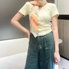 🆕 “翱翔福宝之梦”90方巾~18mm顶级真丝双面印花 手工卷边斜纹真丝方巾(100%桑蚕丝)。 这款爱马仕的经典单 🆕 “翱翔福宝之梦”90方巾~18mm顶级真丝双面印花 手工卷边斜纹真丝方巾(100%桑蚕丝)。 这款爱马仕的经典单