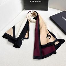 🆕 Chanel 2026秋冬新品 140双面同色丝毛方形披肩 30%桑蚕丝70%羊绒 135*135cm 乳白、酒 🆕 Chanel 2026秋冬新品 140双面同色丝毛方形披肩 30%桑蚕丝70%羊绒 135*135cm 乳白、酒