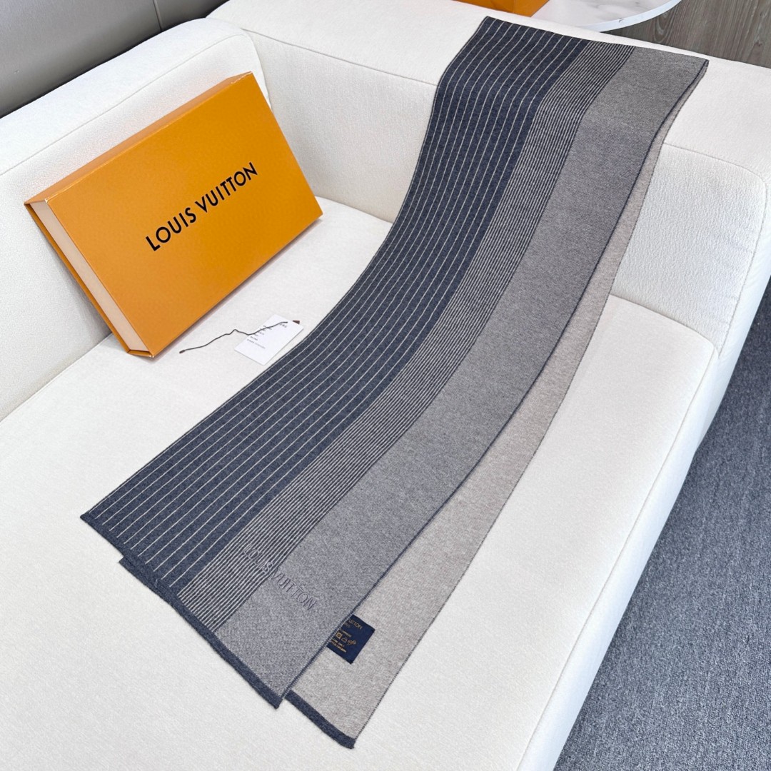 🆕 2024年专柜同步 Hermes【双面同色 顶级丝绒方巾140推荐💕顶级工艺超值‼️爱马仕专柜爆款🎁🎁羊绒方巾💟 🆕 2024年专柜同步 Hermes【双面同色 顶级丝绒方巾140推荐💕顶级工艺超值‼️爱马仕专柜爆款🎁🎁羊绒方巾💟