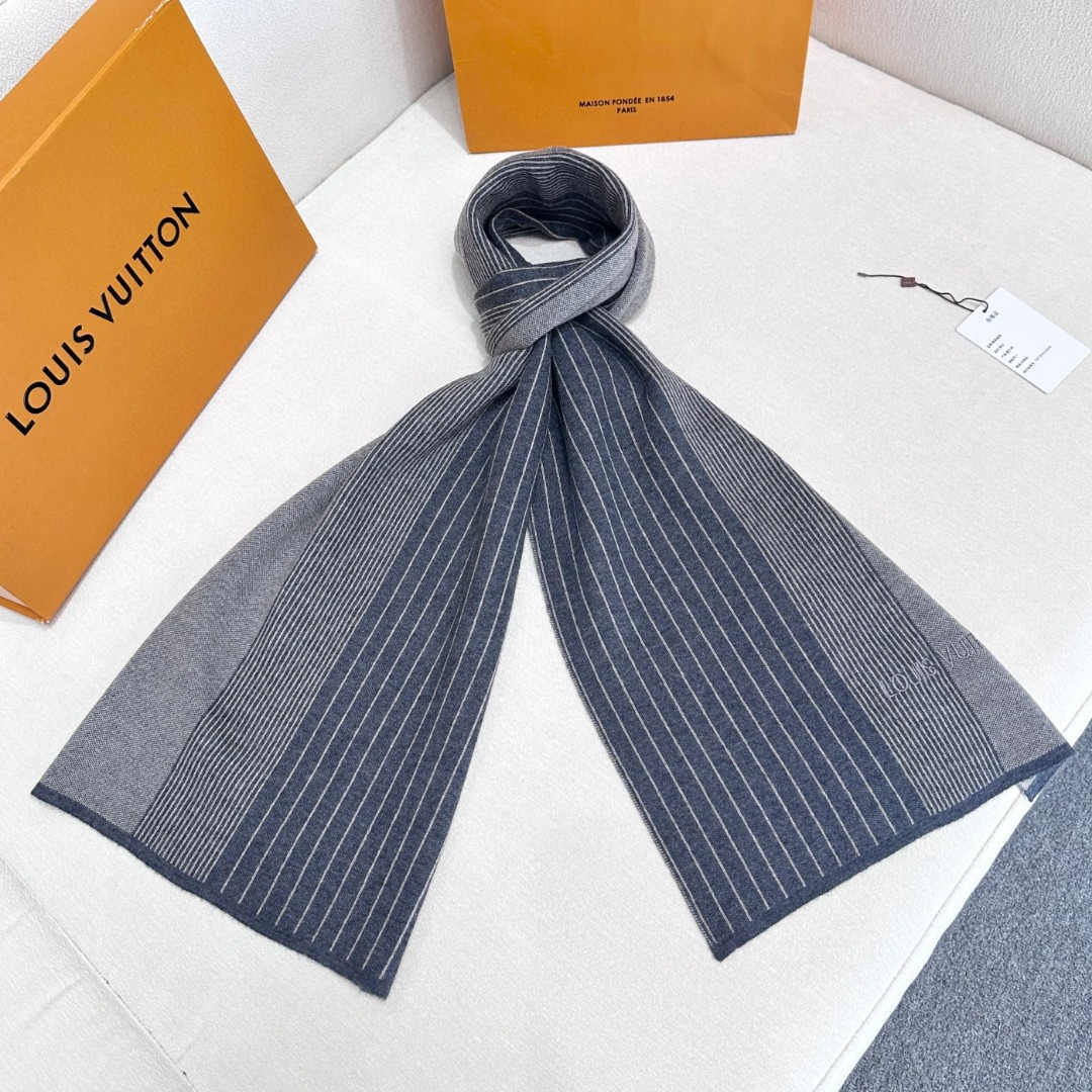 🆕 2024年专柜同步 Hermes【双面同色 顶级丝绒方巾140推荐💕顶级工艺超值‼️爱马仕专柜爆款🎁🎁羊绒方巾💟 🆕 2024年专柜同步 Hermes【双面同色 顶级丝绒方巾140推荐💕顶级工艺超值‼️爱马仕专柜爆款🎁🎁羊绒方巾💟