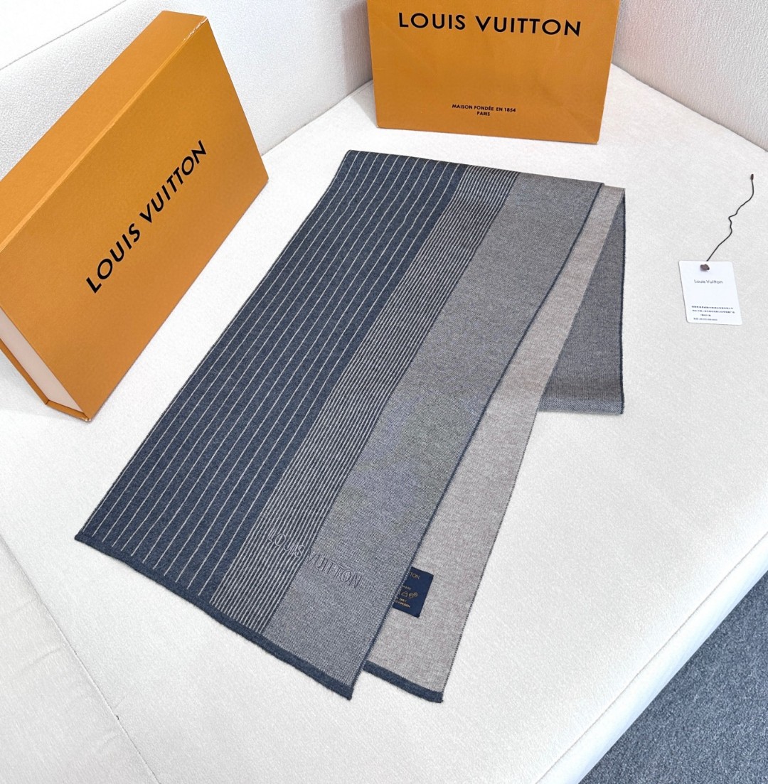 🆕 2024年专柜同步 Hermes【双面同色 顶级丝绒方巾140推荐💕顶级工艺超值‼️爱马仕专柜爆款🎁🎁羊绒方巾💟 🆕 2024年专柜同步 Hermes【双面同色 顶级丝绒方巾140推荐💕顶级工艺超值‼️爱马仕专柜爆款🎁🎁羊绒方巾💟