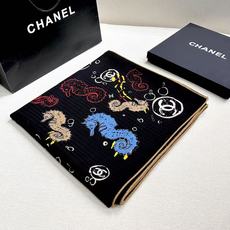 🆕 Chanel 🌊✨🐚💙Coco Beach 140双面丝毛披肩 26秋冬新品~ 被它的印花治愈,Coco Be 🆕 Chanel 🌊✨🐚💙Coco Beach 140双面丝毛披肩 26秋冬新品~ 被它的印花治愈,Coco Be