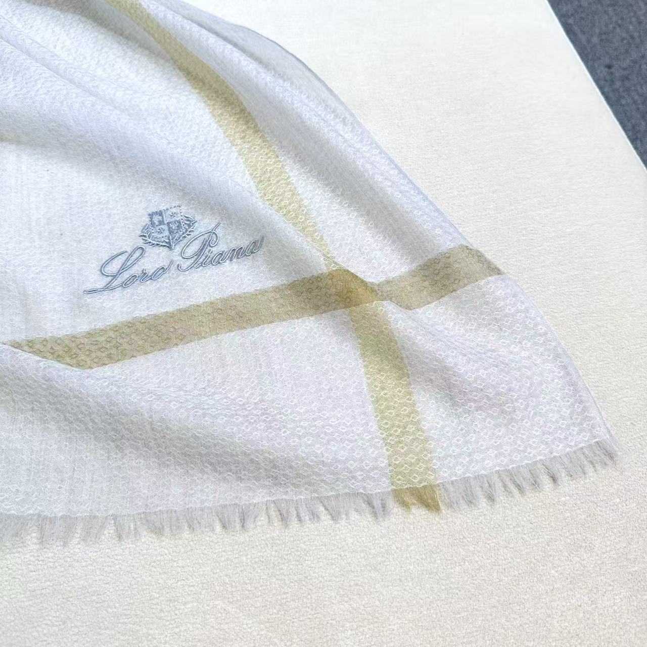 🆕 上新💛💃L🆕 P极品原单【L🆕 P素色银线条边110】‼️♨️高尖端产物⚠️重磅呈现 ,绝无仅有 史无前例 100 🆕 上新💛💃L🆕 P极品原单【L🆕 P素色银线条边110】‼️♨️高尖端产物⚠️重磅呈现 ,绝无仅有 史无前例 100