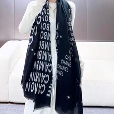 🆕 ❤26年香奶奶又出爆款新品 薄如蚕翼纯羊绒材质 法式手工四边拆须100.200大尺寸可做围巾又可当披肩 🆕 ❤26年香奶奶又出爆款新品 薄如蚕翼纯羊绒材质 法式手工四边拆须100.200大尺寸可做围巾又可当披肩