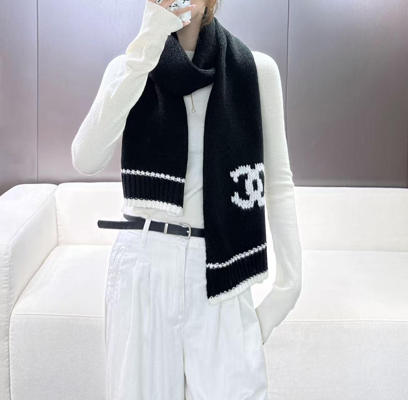 🆕   CHANEL（香奈儿） | 双C山茶花精纺针织，爆款推荐 羊绒羊毛混纺 高克重高纤维密度 柔软舒适温暖 立体菠萝