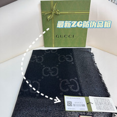 💕G家【GG金线提花披肩140】方巾,璀璨至极,女神必备的,实物真的美得太闪耀了,品质极好‼️款式经典,大方时髦,不过时 💕G家【GG金线提花披肩140】方巾,璀璨至极,女神必备的,实物真的美得太闪耀了,品质极好‼️款式经典,大方时髦,不过时