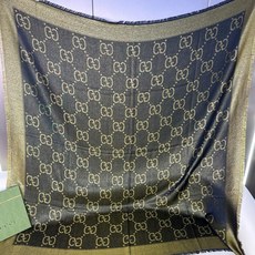 💕G家【GG金线提花披肩140】方巾,璀璨至极,女神必备的,实物真的美得太闪耀了,品质极好‼️款式经典,大方时髦,不过时 💕G家【GG金线提花披肩140】方巾,璀璨至极,女神必备的,实物真的美得太闪耀了,品质极好‼️款式经典,大方时髦,不过时