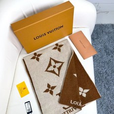 爆款上新 !2026年最新情侣款👍👍LV 独家牛货🐂 奢华尽在尺寸之间,高端品质‼️具有超高羊绒品质才会被此品牌青睐‼ 爆款上新 !2026年最新情侣款👍👍LV 独家牛货🐂 奢华尽在尺寸之间,高端品质‼️具有超高羊绒品质才会被此品牌青睐‼