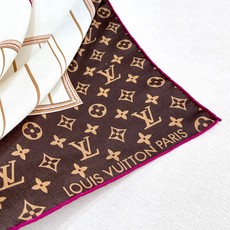 Louis Vuitton 90 手感柔软绝对独一无二❗金字塔尖的数码印花, My Neverfull 丝绒大方巾回溯 Louis Vuitton 90 手感柔软绝对独一无二❗金字塔尖的数码印花, My Neverfull 丝绒大方巾回溯