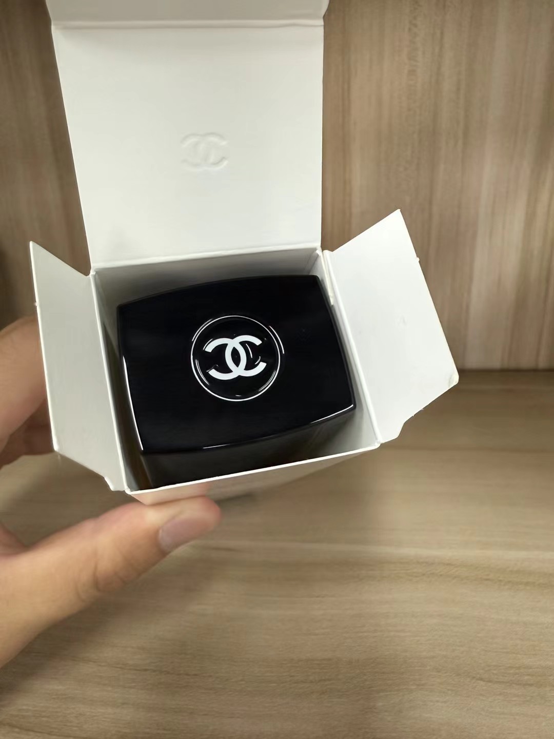 专柜品质/65💰包邮
香奈儿柔和净肤洁颜油150ml！