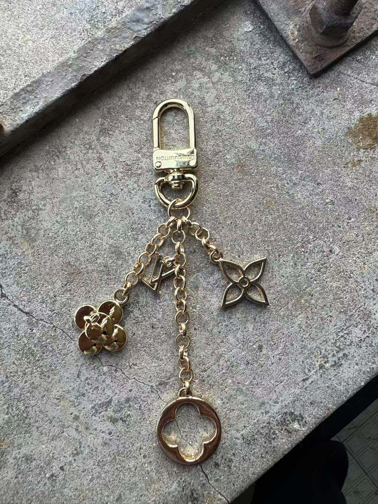 Leather keychain in use