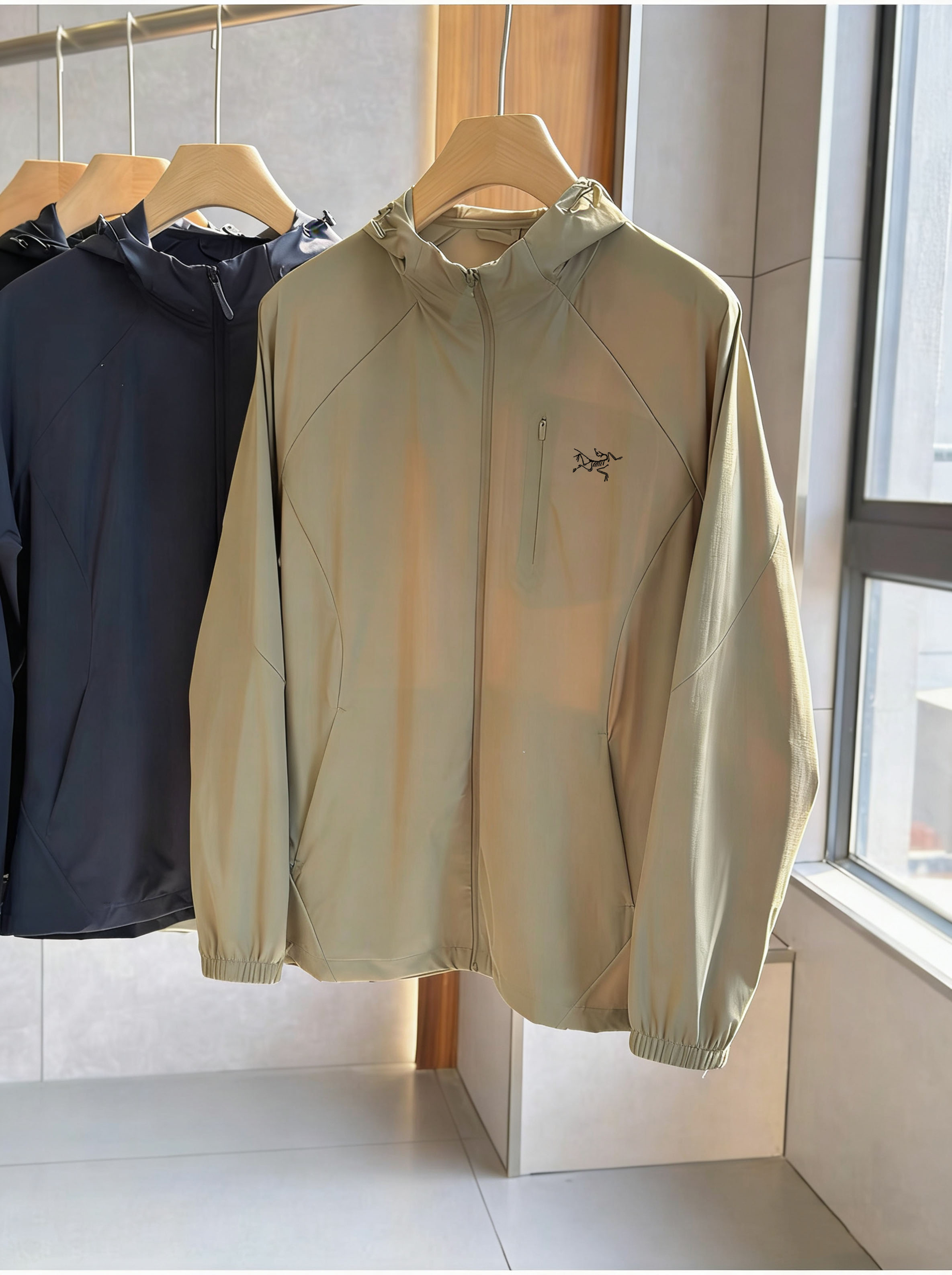 Arc'teryx 品质防晒服ARC'TERYZ / 始祖鸟四色情侣新款户外休闲皮肤连帽防晒衣外套