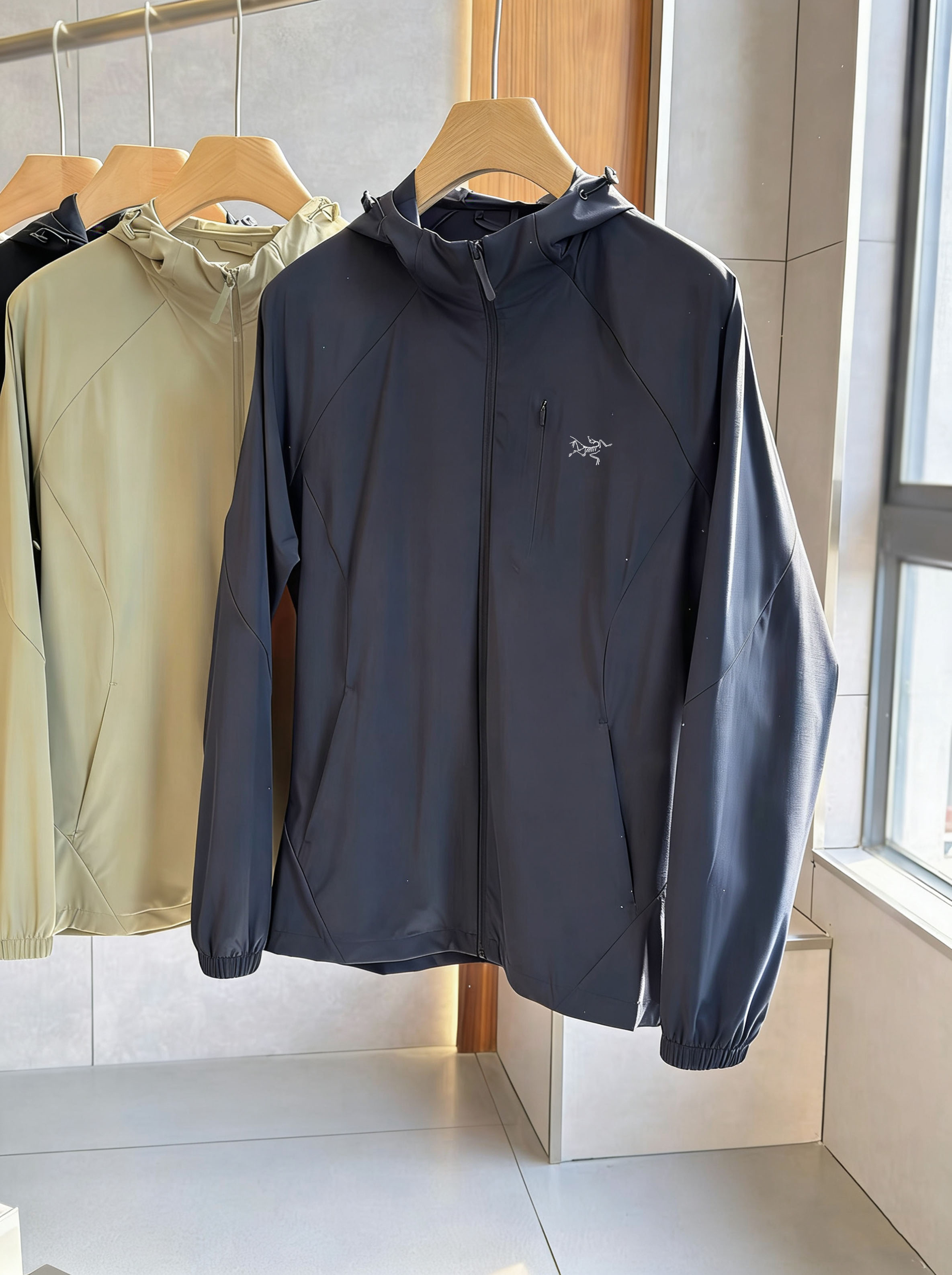 Arc'teryx 品质防晒服ARC'TERYZ / 始祖鸟四色情侣新款户外休闲皮肤连帽防晒衣外套