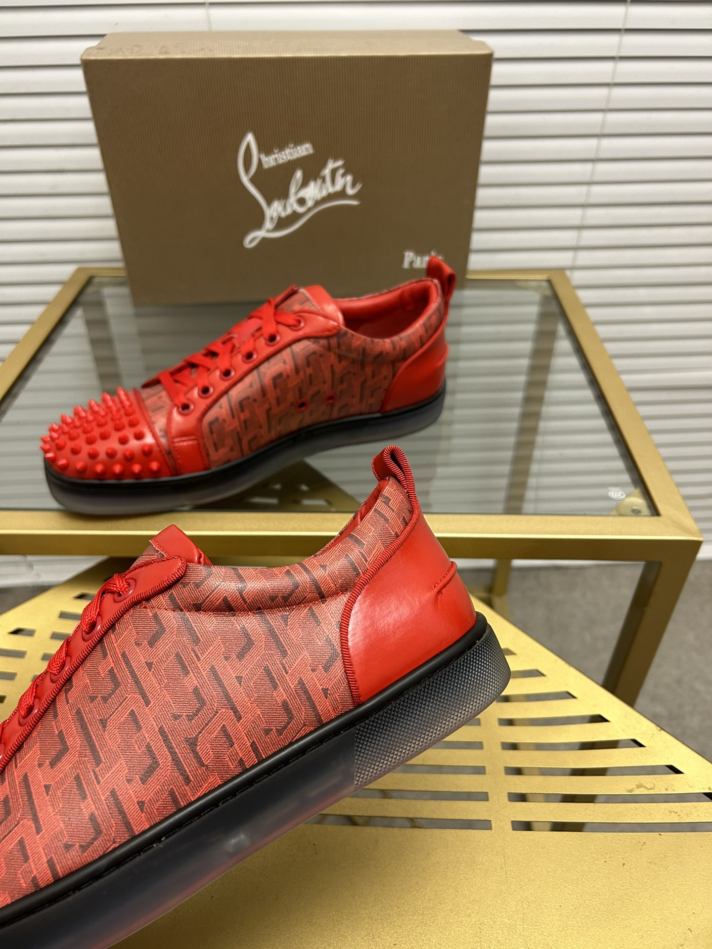 precio de fábrica. christian louboutin (CL zapatos inferiores rojos) serie contador, parejas boardsh