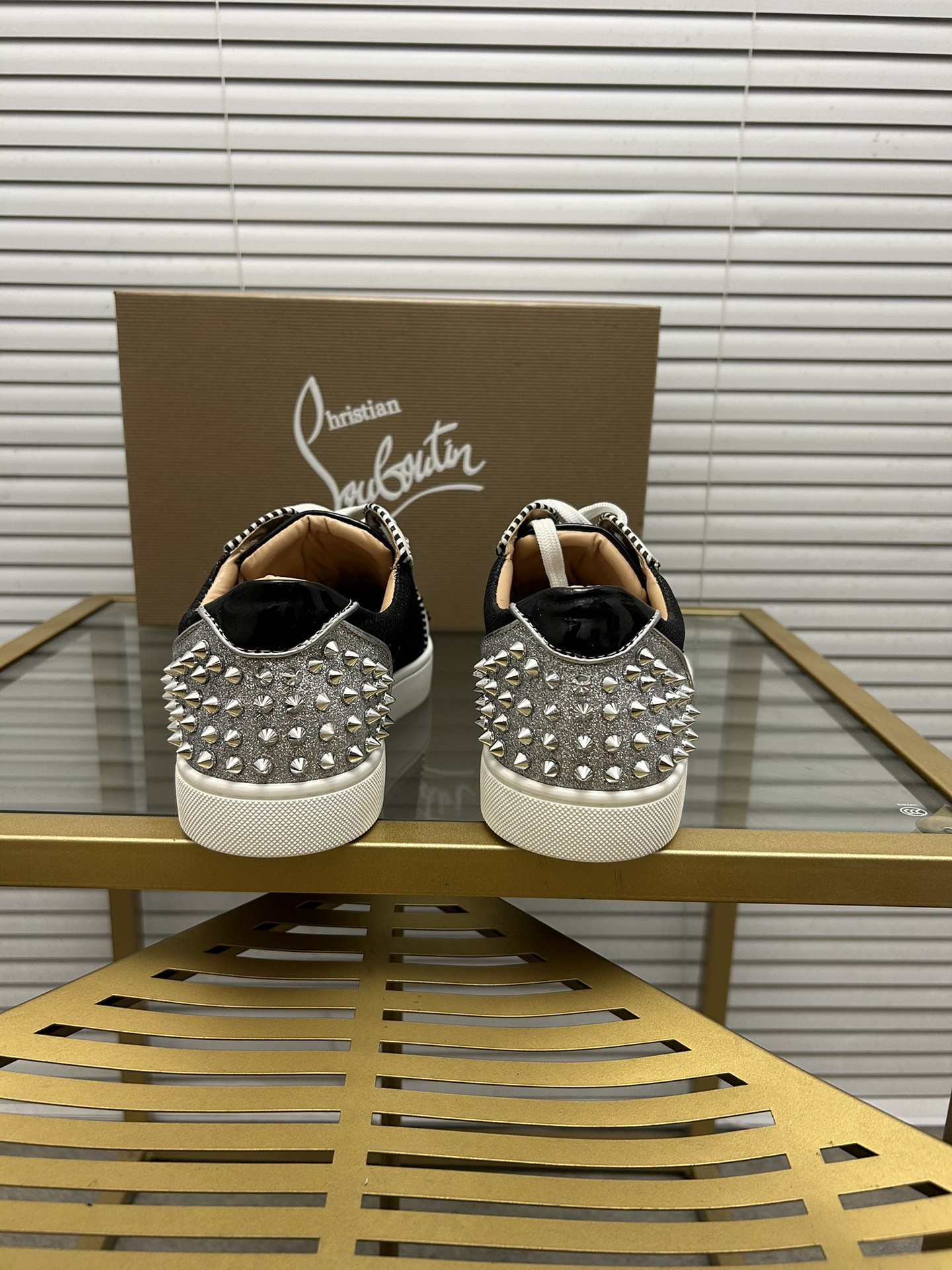 precio de fábrica. christian louboutin (CL zapatos inferiores rojos) serie contador, parejas boardsh