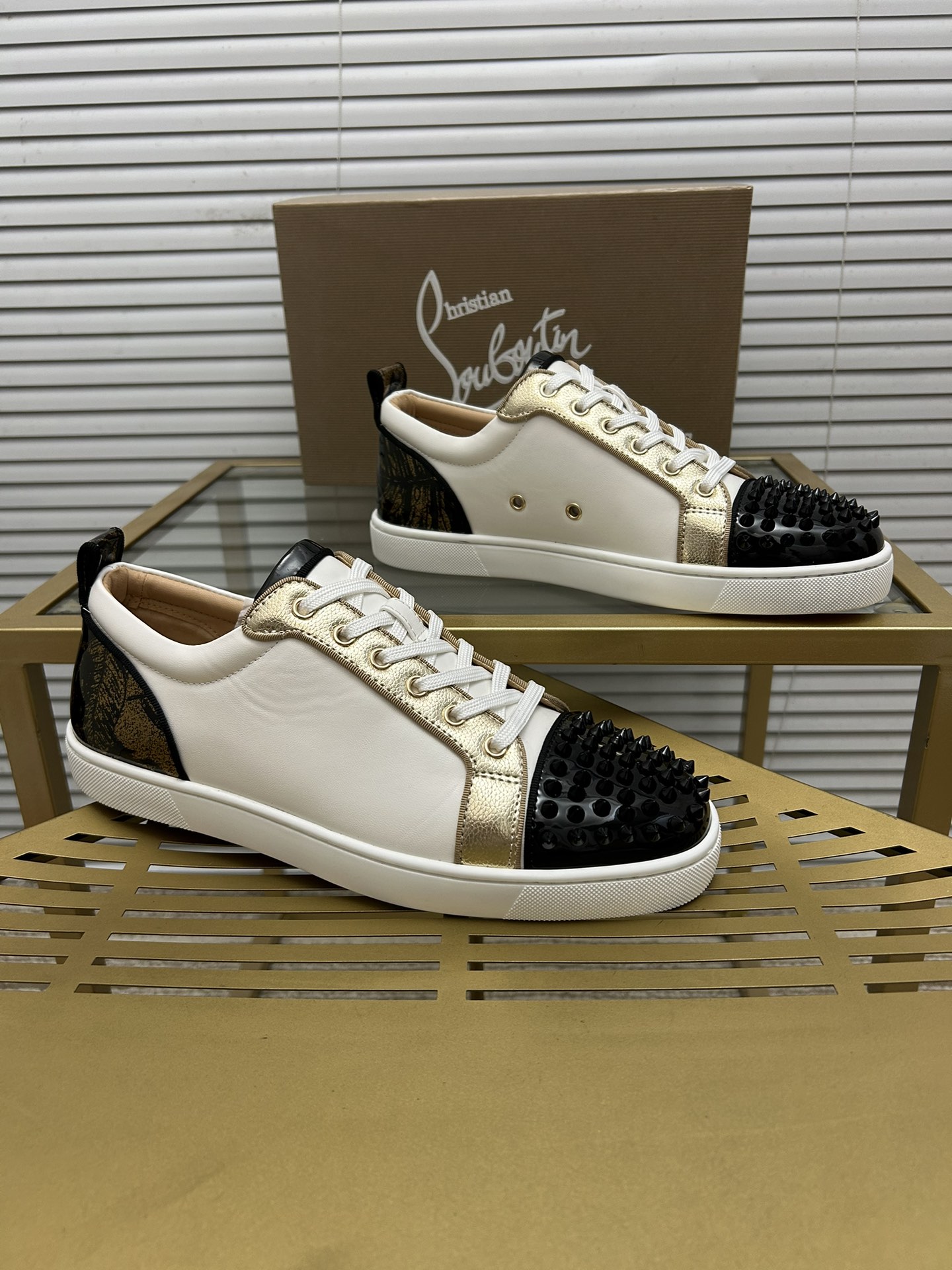 precio de fábrica. christian louboutin (CL zapatos inferiores rojos) serie contador, parejas boardsh