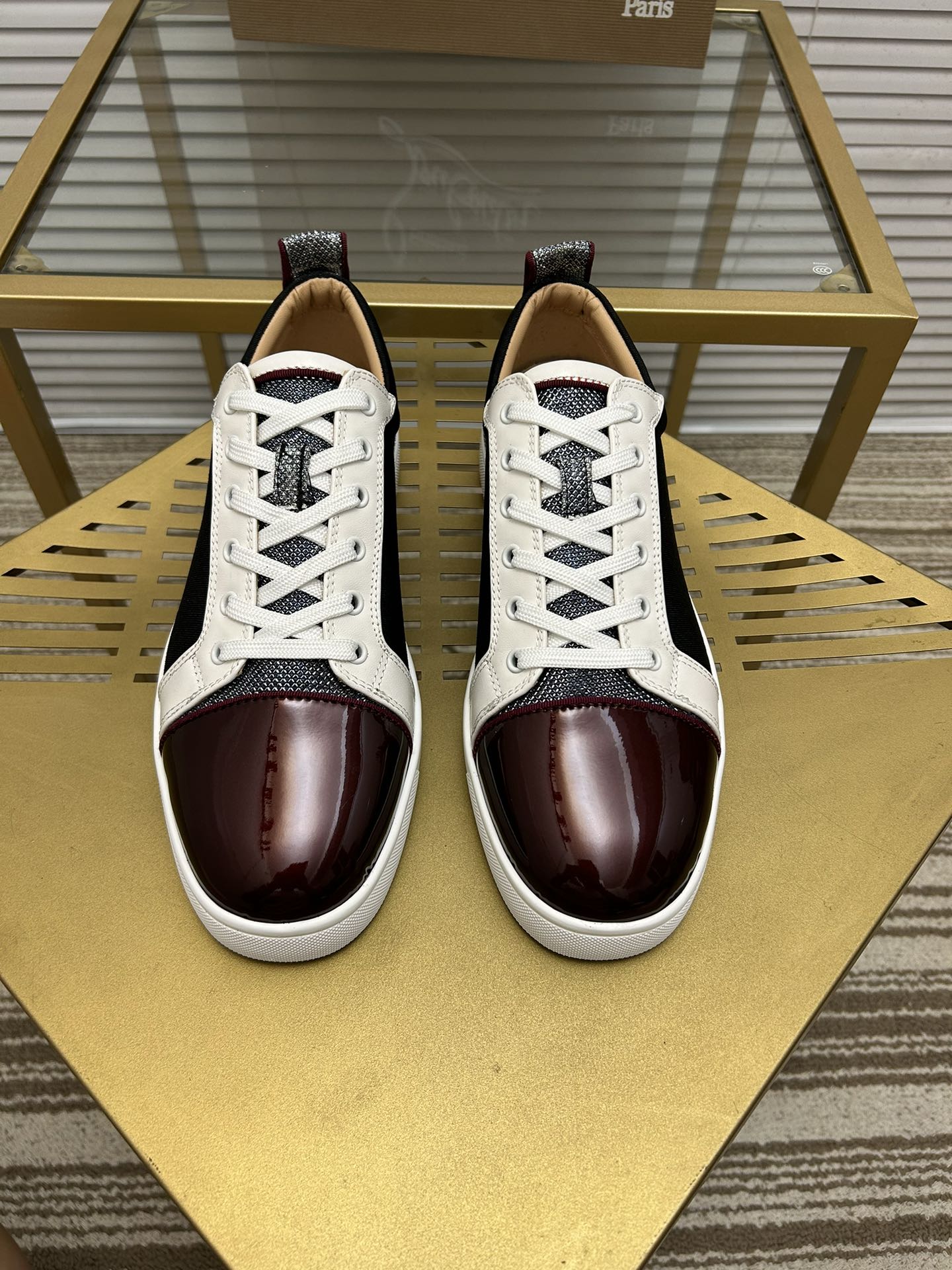 (modelos a medida) precio de fábrica. christian louboutin (CL zapatos inferiores rojos) serie de con