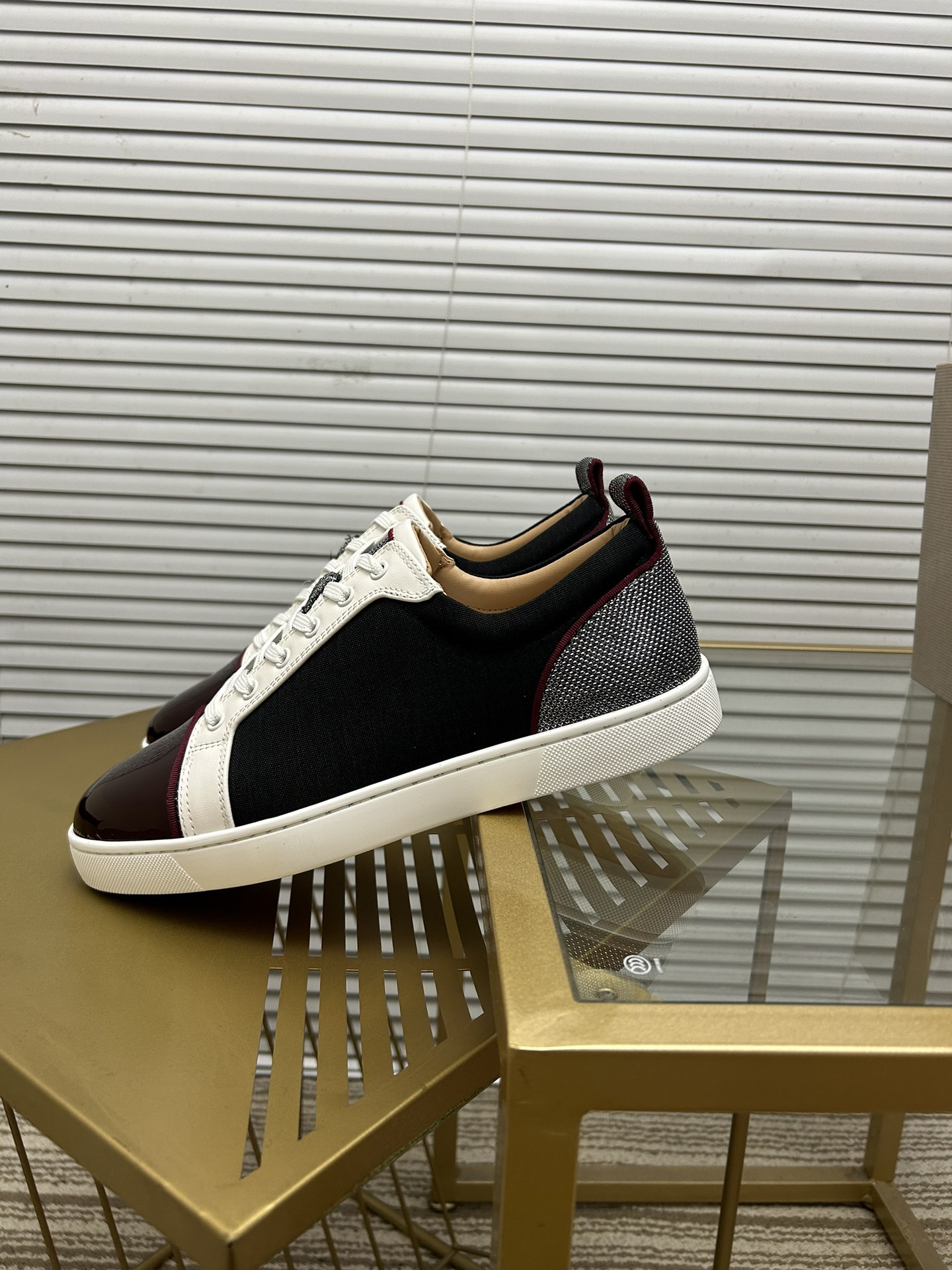 (modelos a medida) precio de fábrica. christian louboutin (CL zapatos inferiores rojos) serie de con