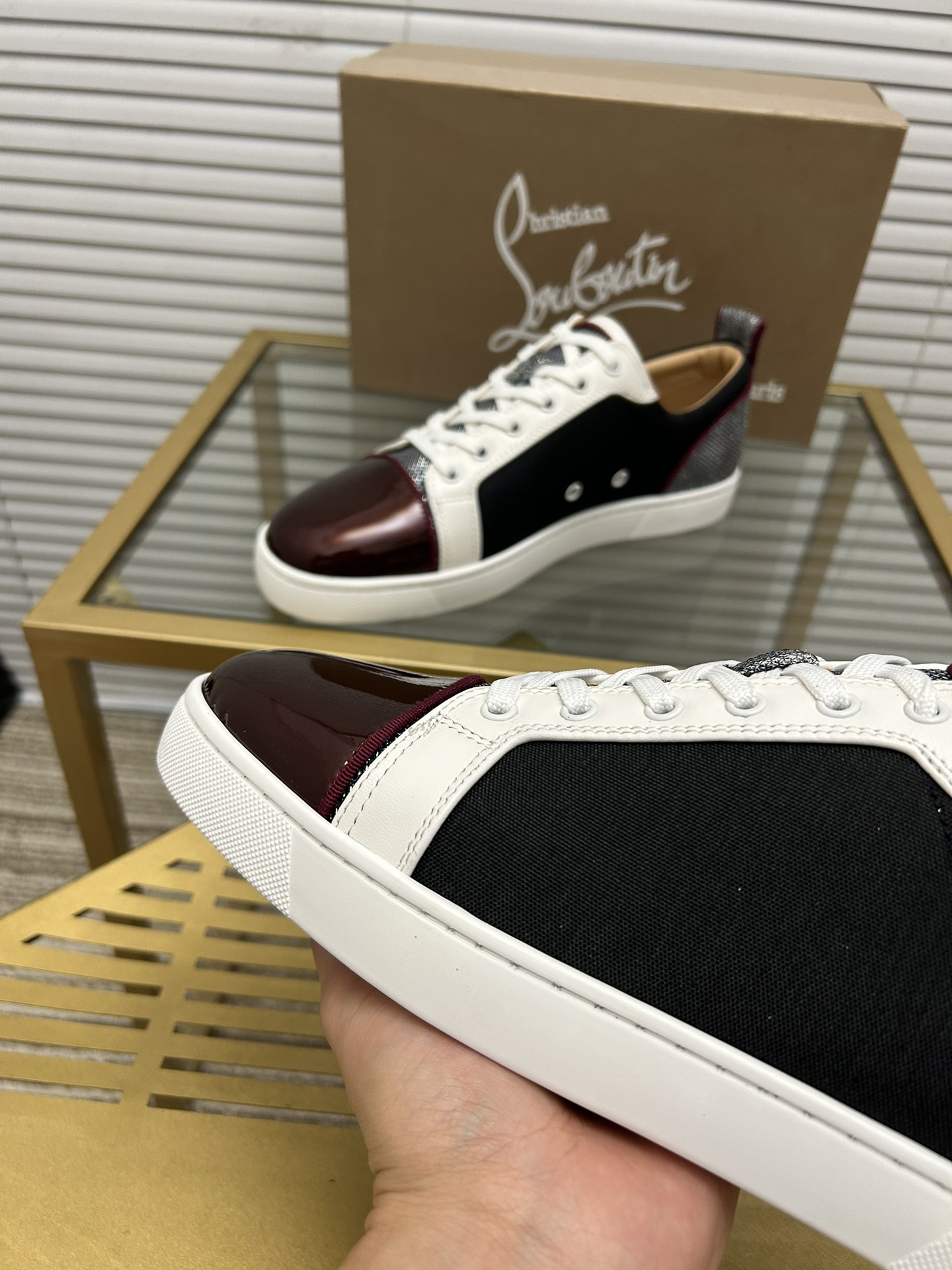 (modelos a medida) precio de fábrica. christian louboutin (CL zapatos inferiores rojos) serie de con