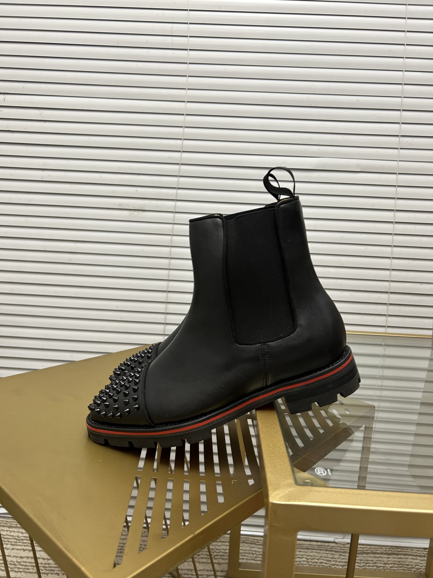 Christian Louboutin（cl男） Style Leather Men's Shoes Lookbook Reference image 2