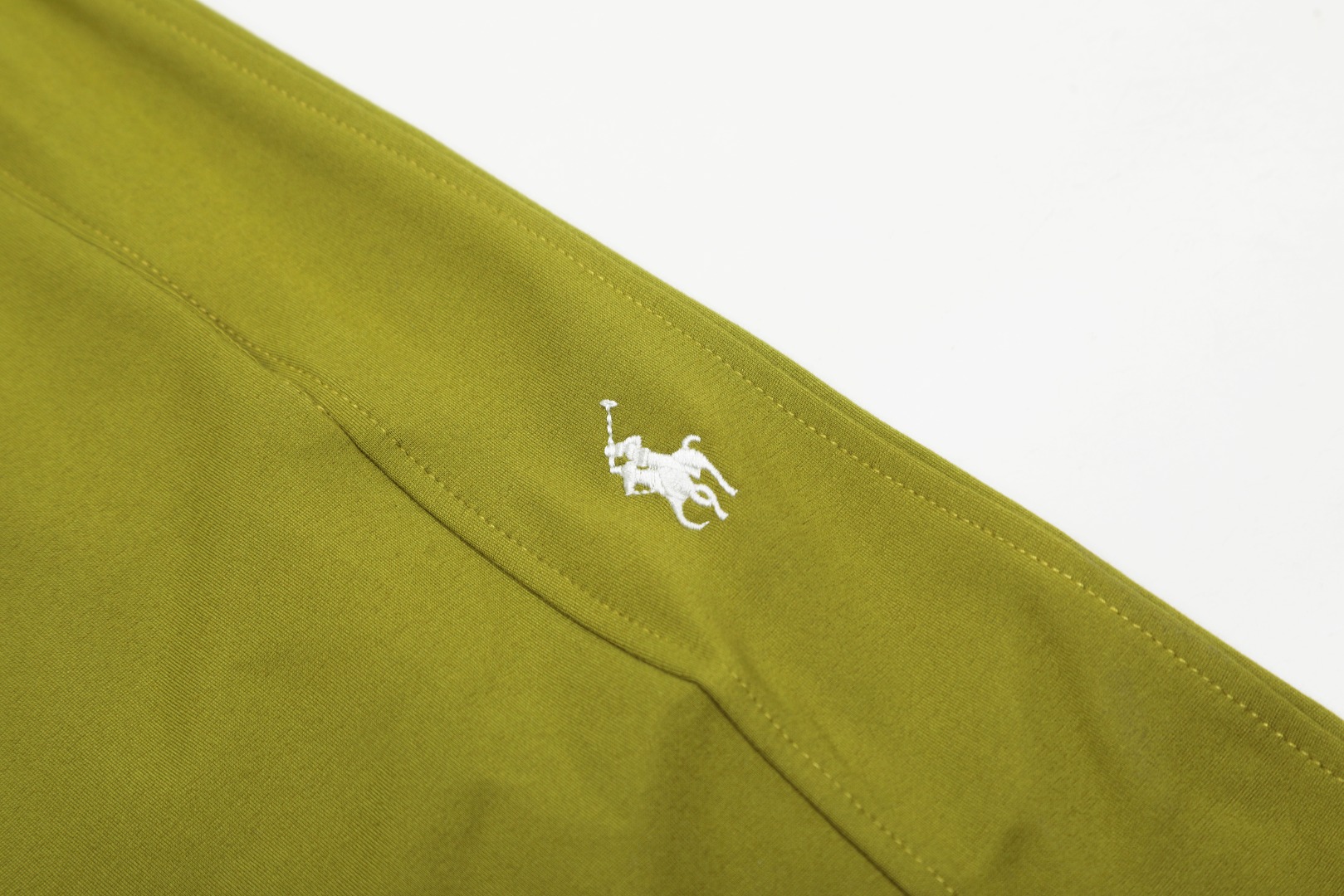 “Ralf Lauren Top Quality Leisurewear Collection: Classic, Comfortable, Stylish” - 图片 5