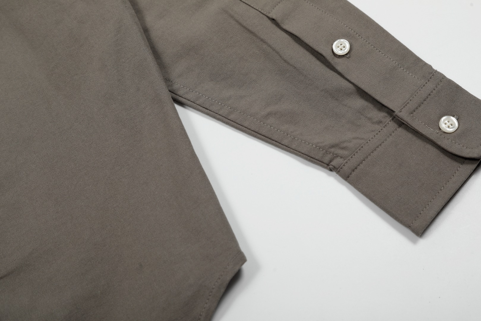 “Top Quality Ralph Lauren Blue Shirt with Long Sleeves in Various Colors” - 图片 9