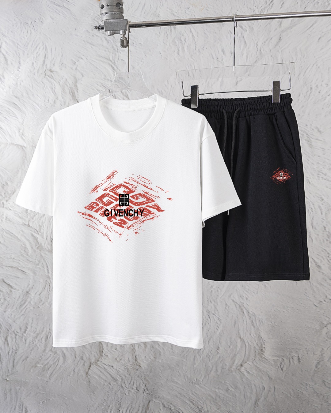 ¡Givenchy ofrece exclusivamente nuevos trajes cortos de manga corta con cuello redondo y moda para hombres, trajes casu…